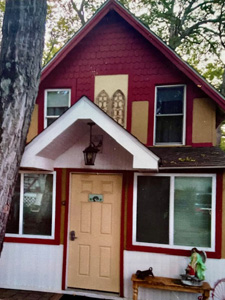 12 Meriden Avenue